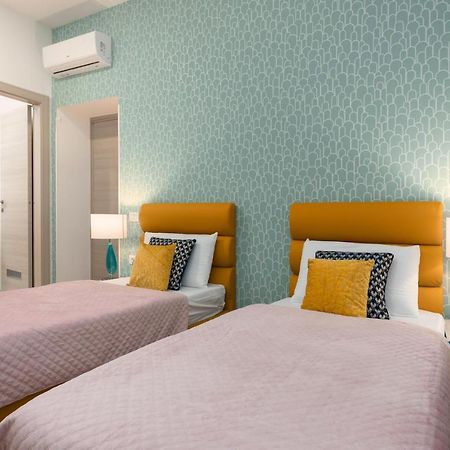 Polesana Rooms Pula Bagian luar foto