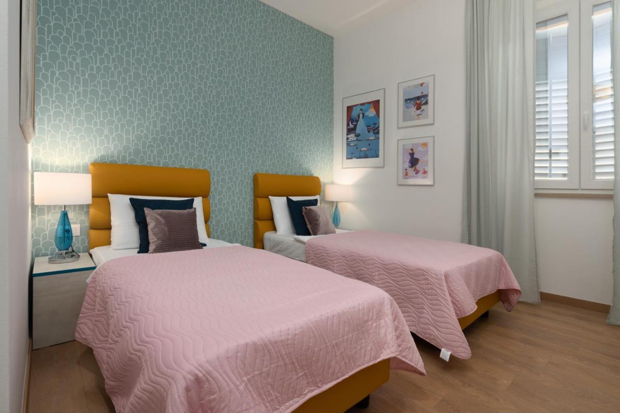 Polesana Rooms Pula Bagian luar foto